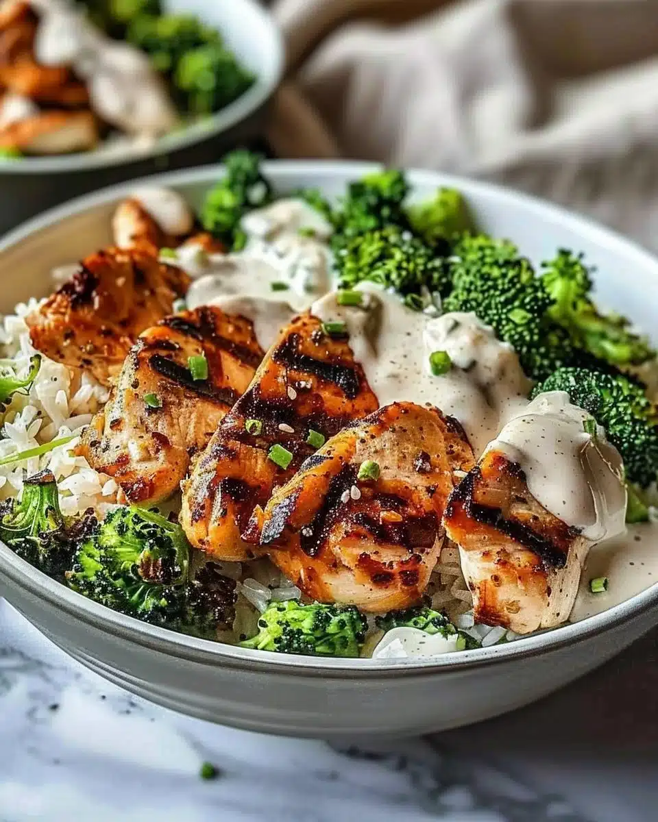 Grilled Chicken and Broccoli Bowl with Creamy Garlic Sauce 6 Grilled Chicken and Broccoli Bowls with Creamy Garlic Sauce